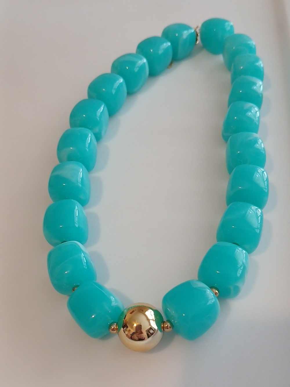 Fashion Jewelry Turquoise Bead Necklace with Gold Accent